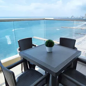  Apartment Palmetto Beach Vista De Frente Al Mar